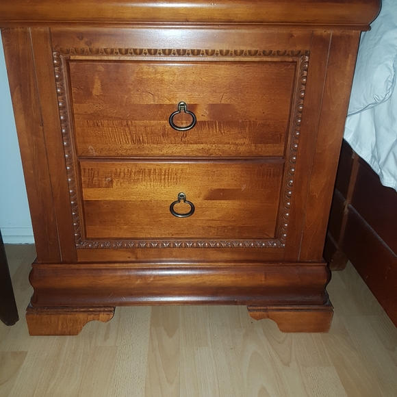 Bedroom Set - Picture 4 of 4